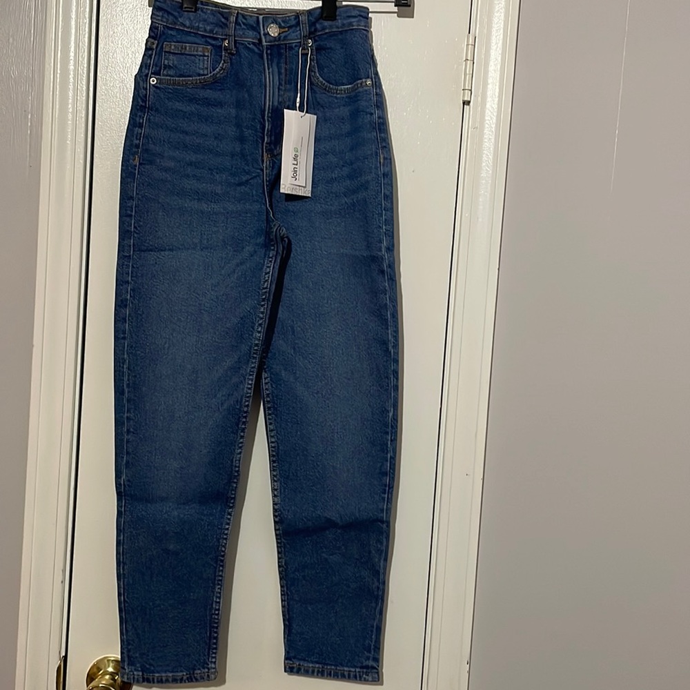 Slim comfort fit mom jeans